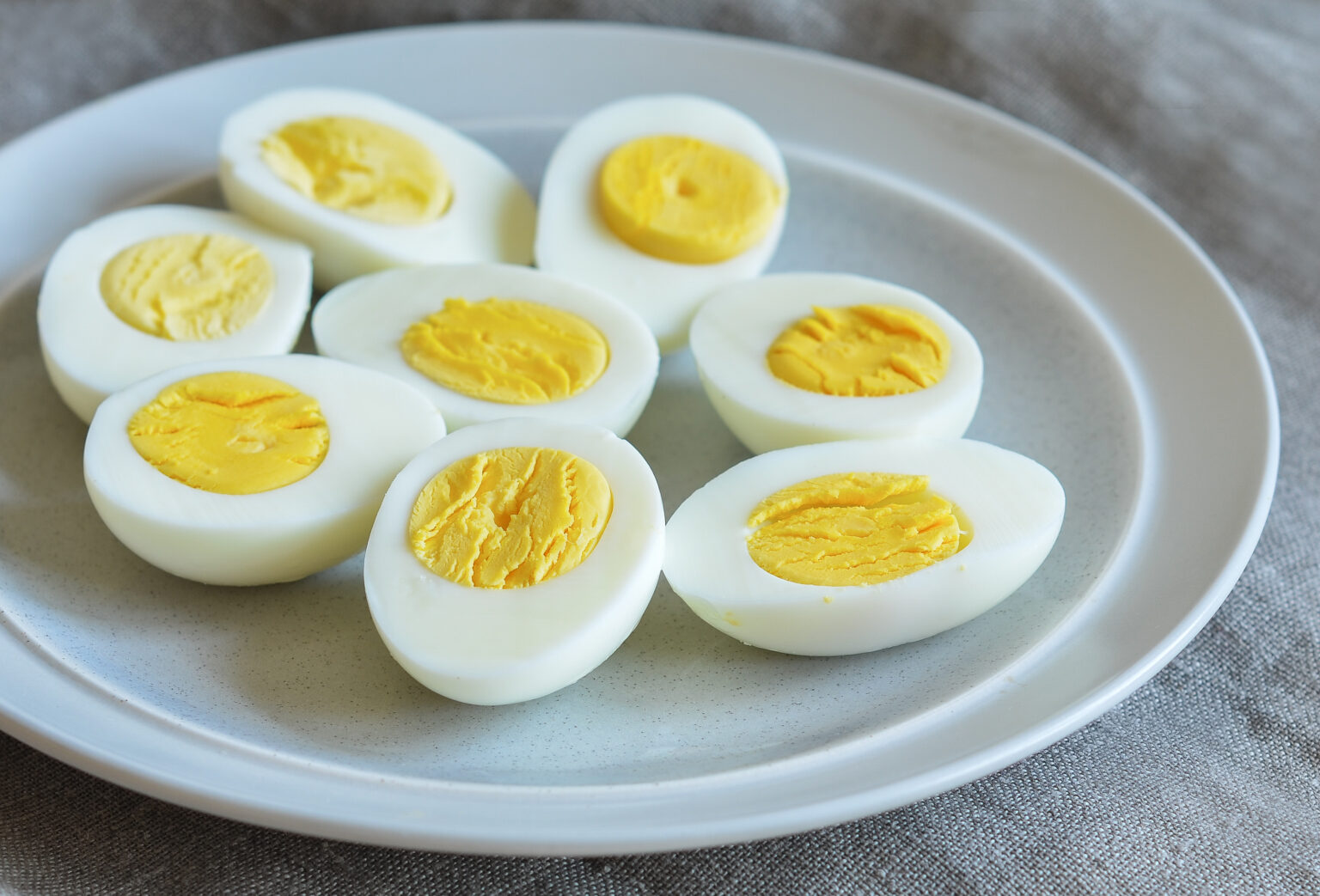 How To Make Hard Boiled Eggs 1536x1043 1